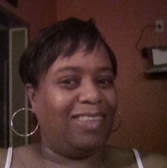 Meet your Posher, Lachanda - Picture 1 of 1